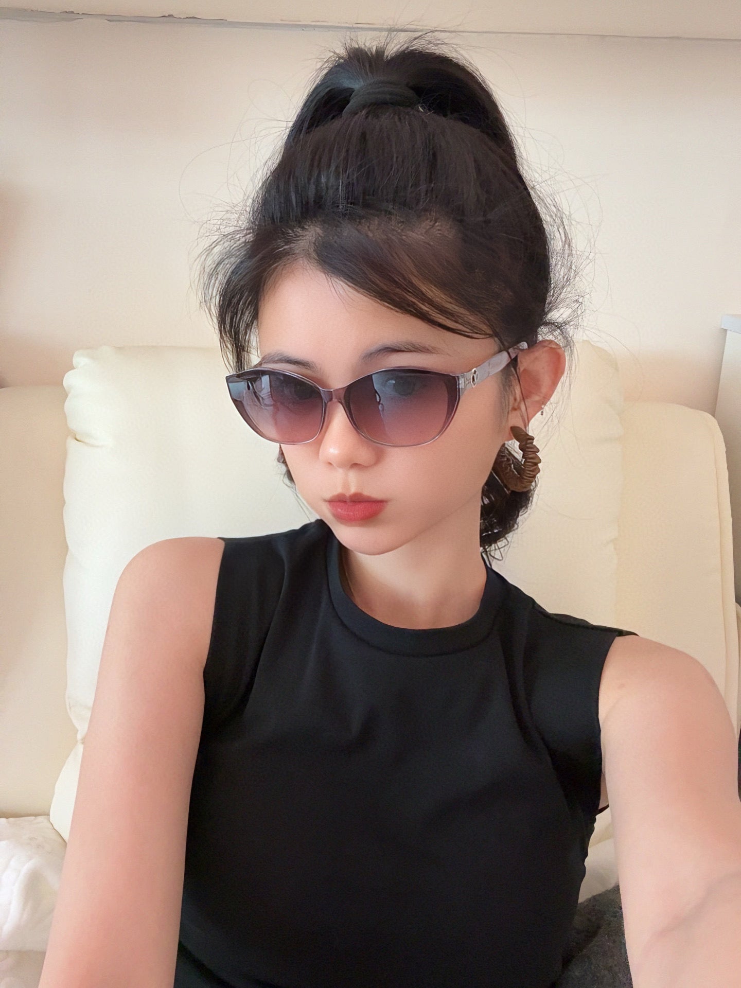 LOUIS VUITTON CAT EYE SUNGLASSES L2552 IN ACETATE