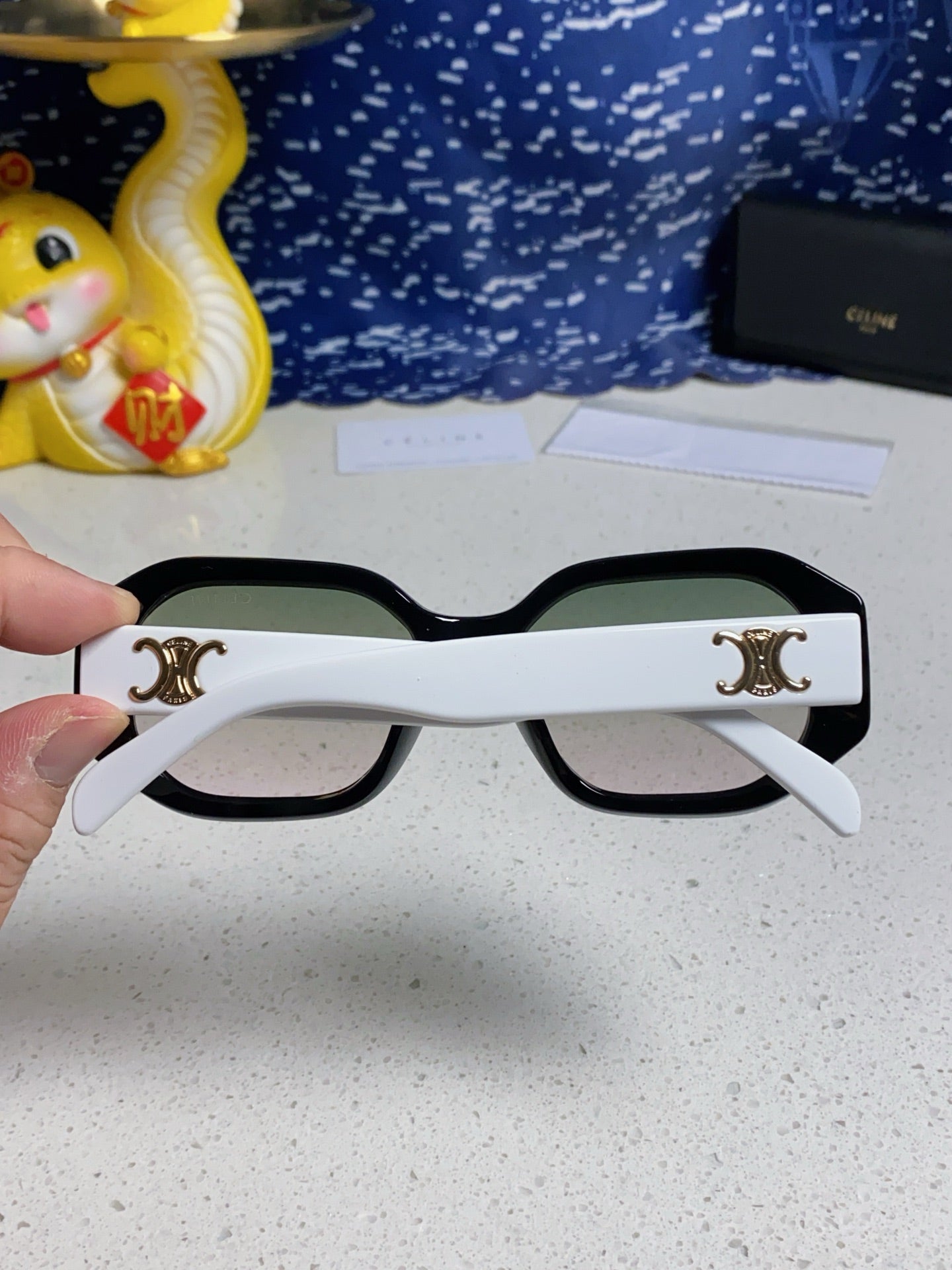 CELINE TRIOMPHE SQUARE SUNGLASS 566739 IN BLACK AND WHITE ACETATE