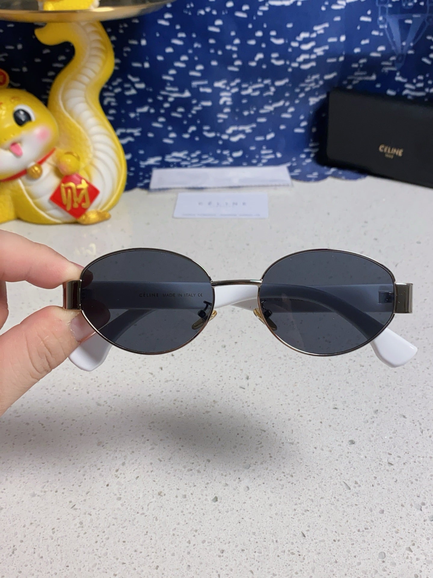 CELINE TRIOMPHE SUNGLASS 538530 IN WHITE ACETATE BLACK LENSES