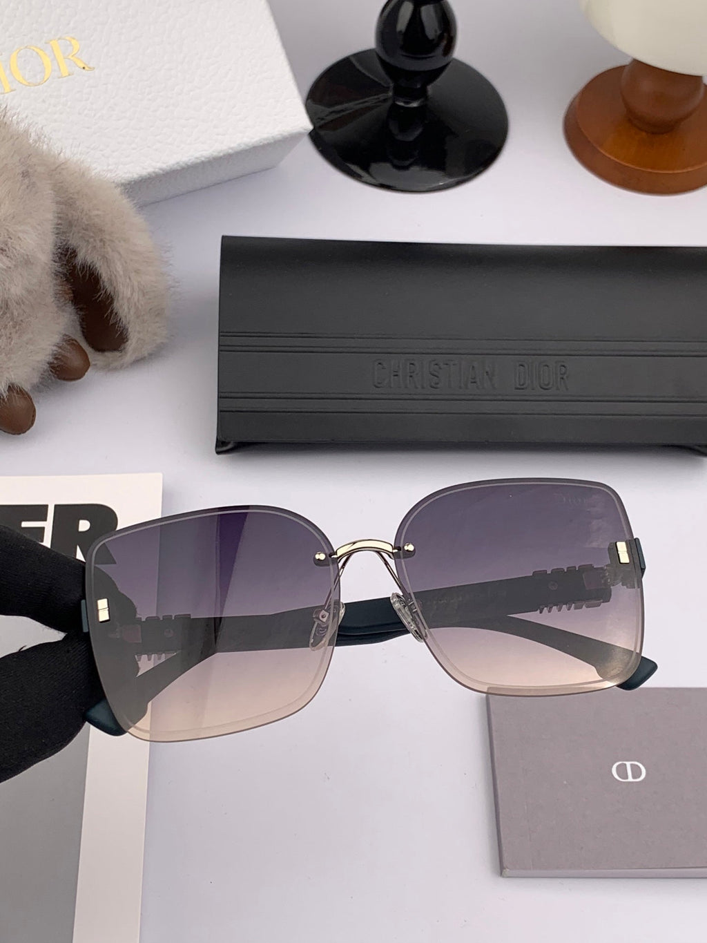 DIOR SIGNATURE SUNGLASS 575718 IN ACETATE